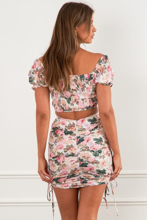 color-pink-floral