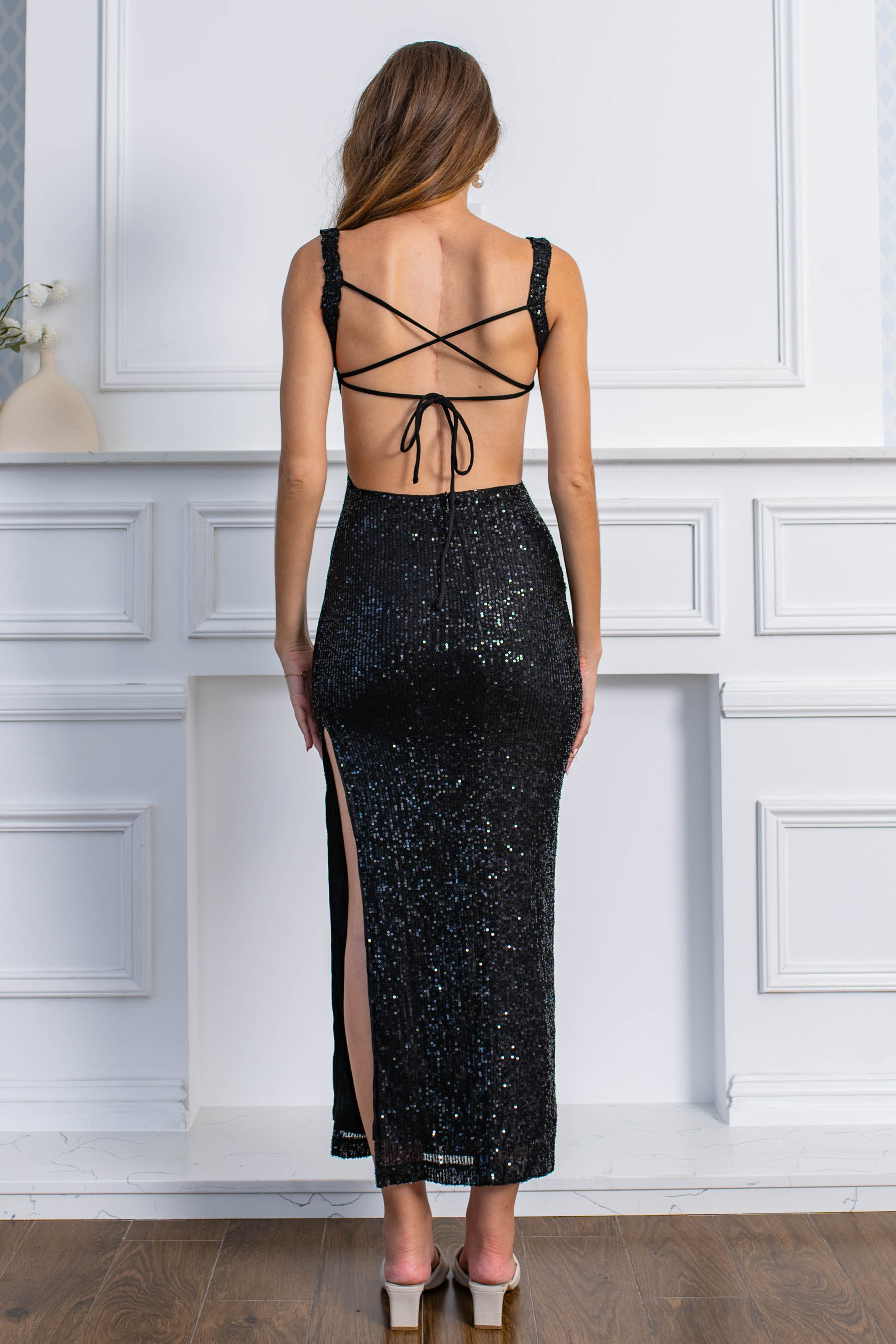 color-black-sequin