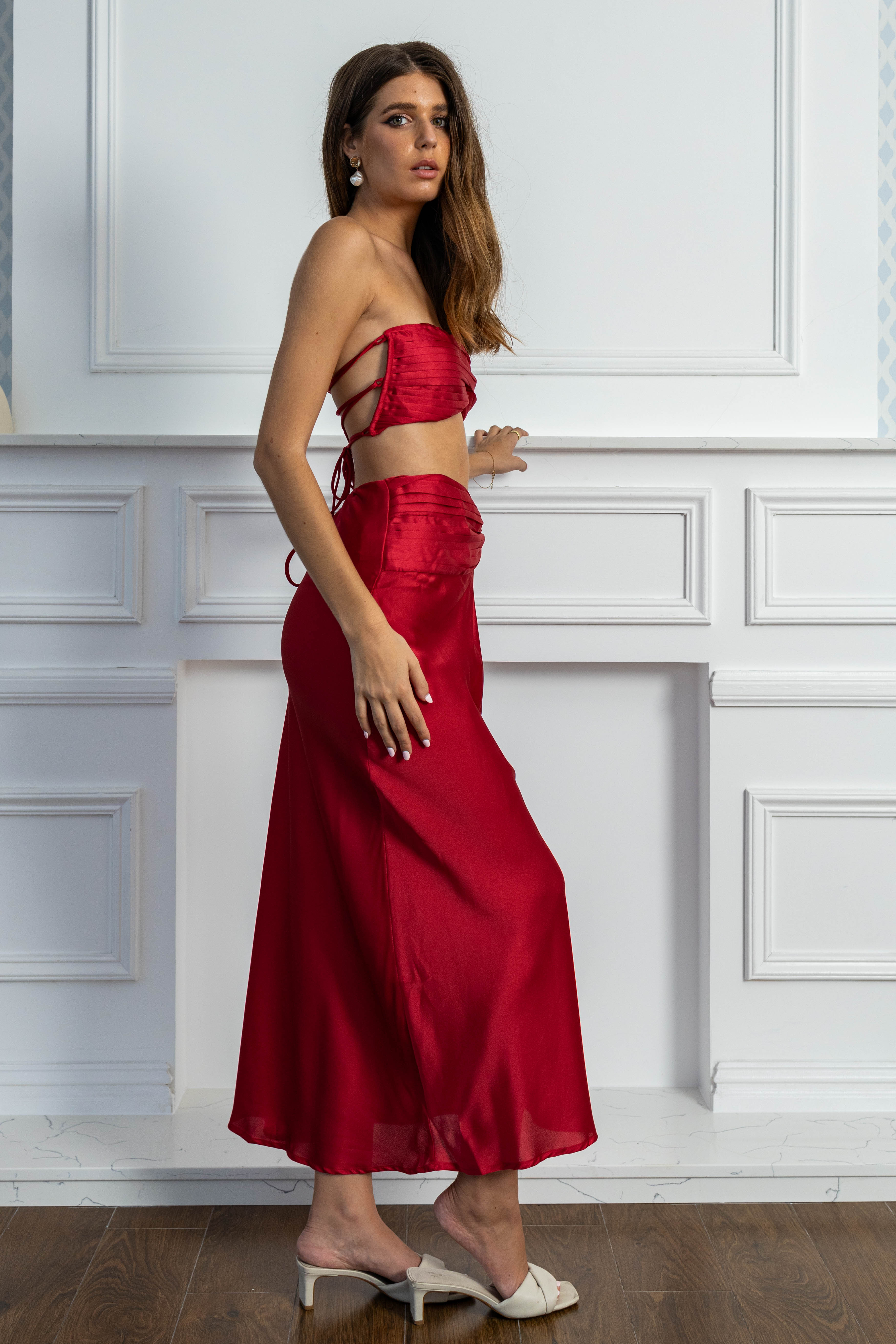 color-red