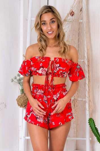 color-red-floral