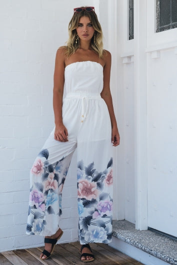 color-white-floral-print