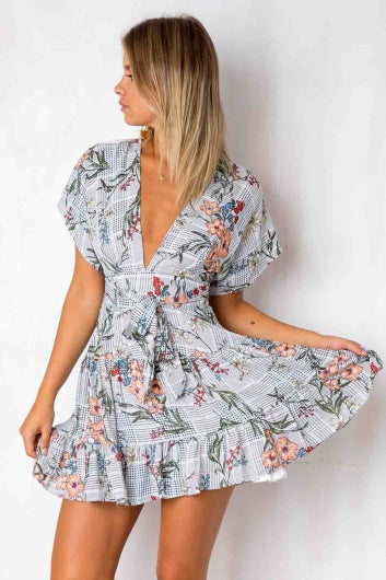 color-mix-peach-floral