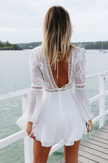 color-white