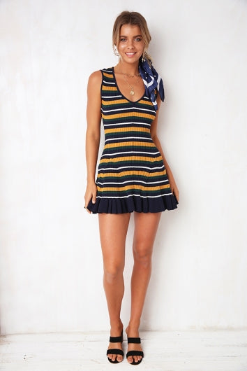 color-green/navy/mustard