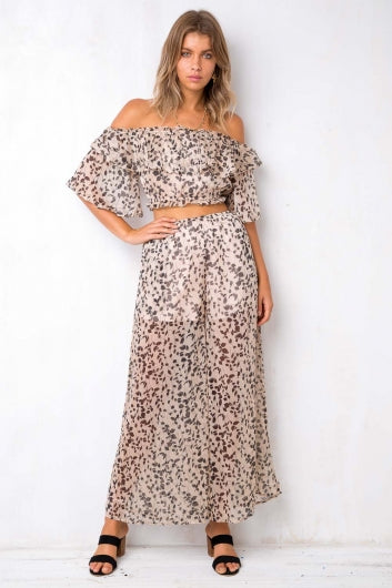 color-beige-print