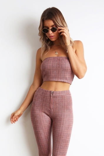 color-pink-check