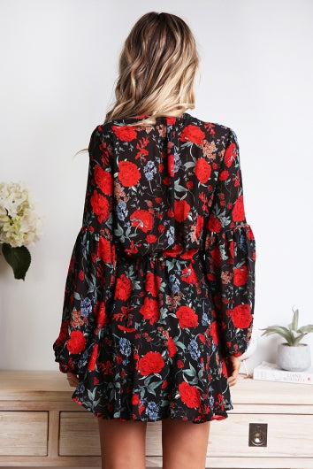 color-black/red-floral