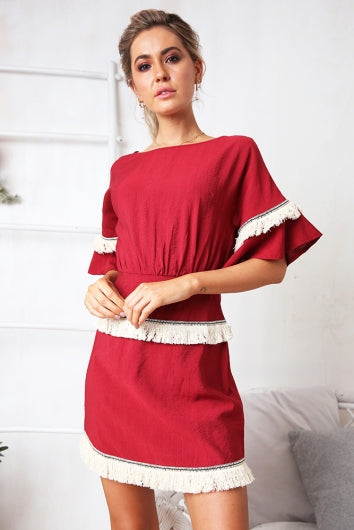 color-maroon-tassel