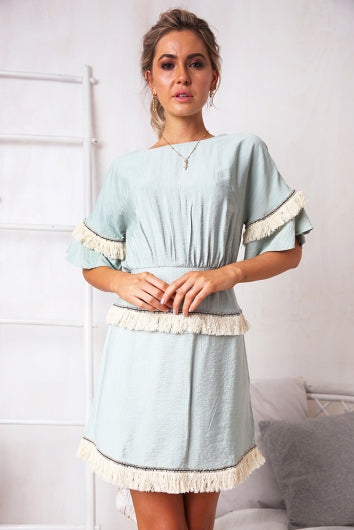 color-sage-tassel