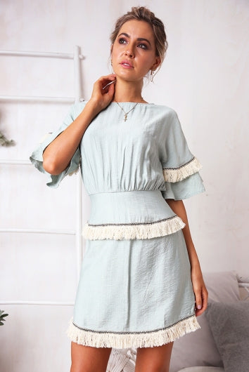 color-sage-tassel