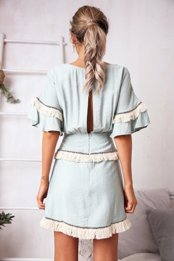 color-sage-tassel