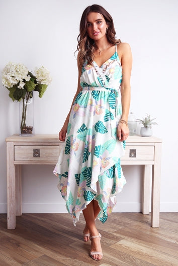color-white-floral