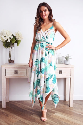 color-white-floral