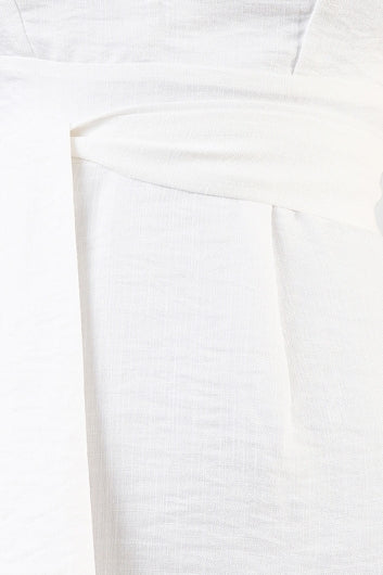 color-white