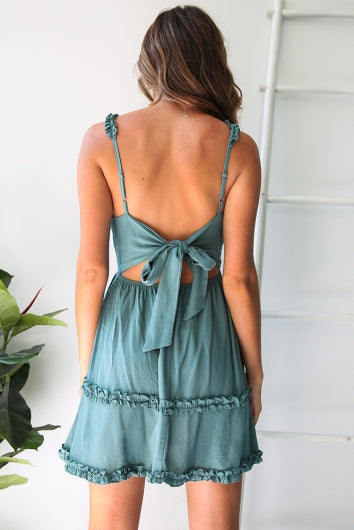 color-pine-green