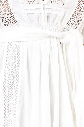 color-white