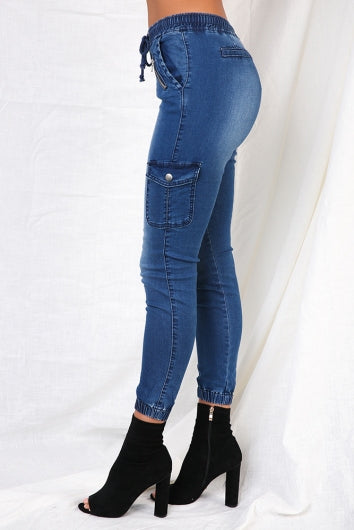 color-dark-denim-wash