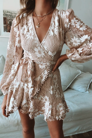 color-nude-lace