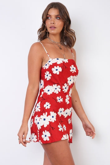 color-red-floral