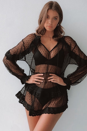 color-black-mesh