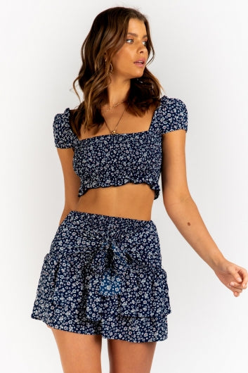 color-navy-floral