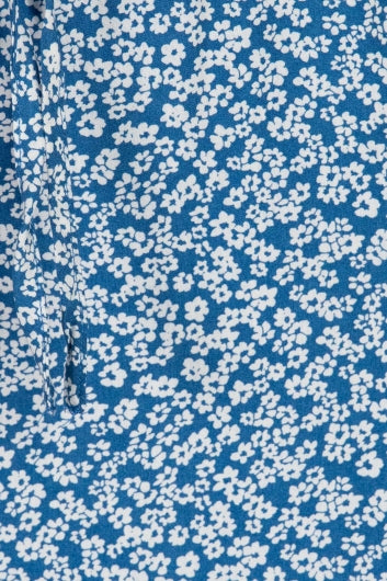 color-blue-floral