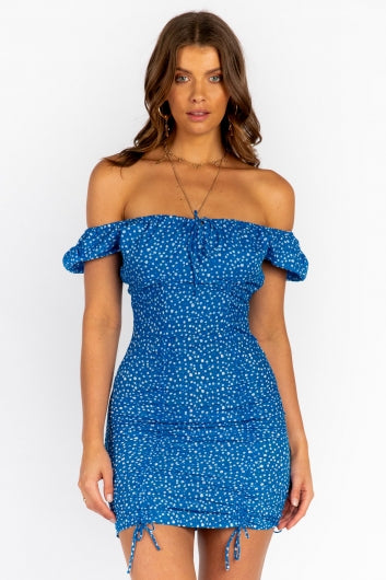 color-blue-floral