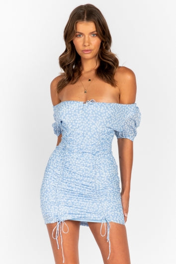 color-light-blue-floral