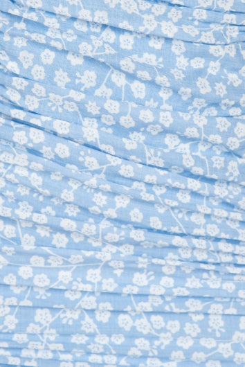 color-light-blue-floral