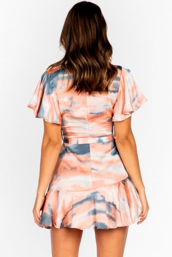 color-pink-tie-dye