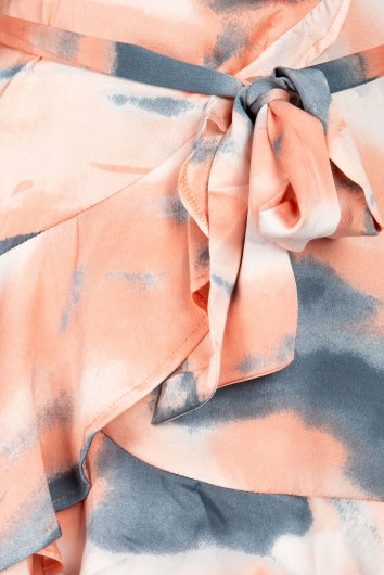 color-pink-tie-dye