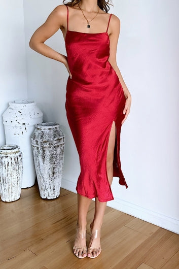 color-maroon-silk