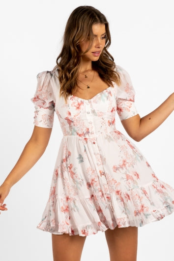 color-white-floral