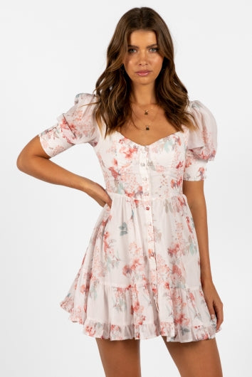 color-white-floral