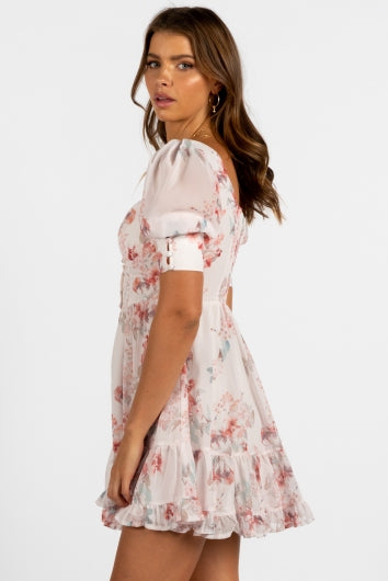 color-white-floral