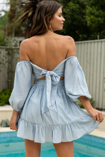 color-blue