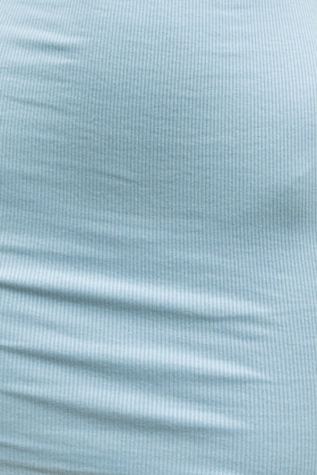 color-blue