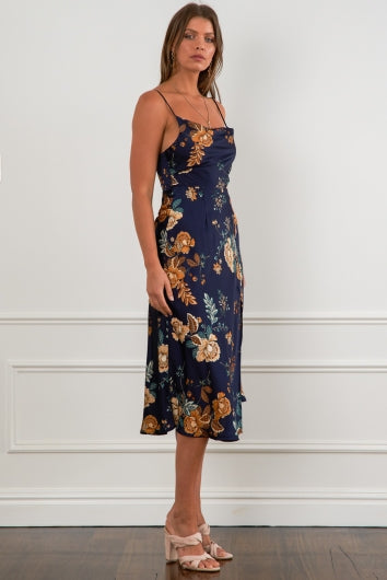 color-navy-floral