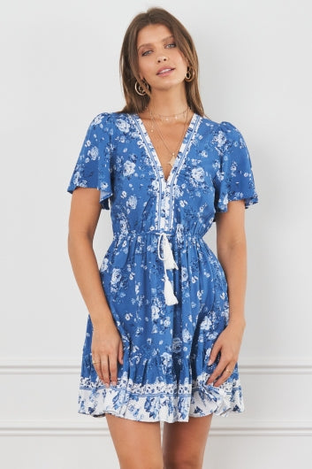 color-blue-floral