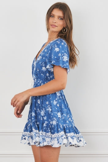 color-blue-floral