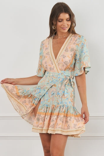 color-sage-pink-print
