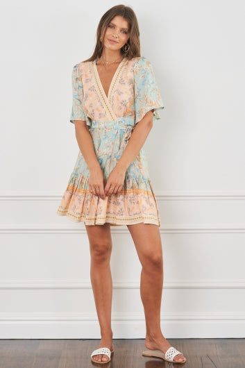color-sage-pink-print