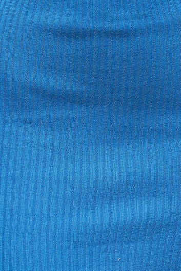 color-blue