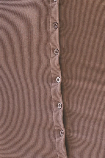 color-brown
