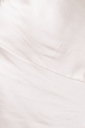 color-white