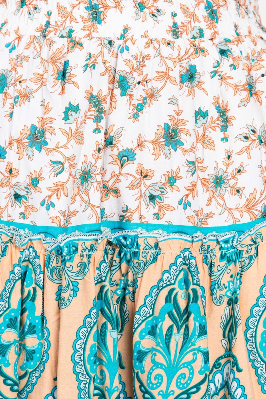 color-peach-blue-print