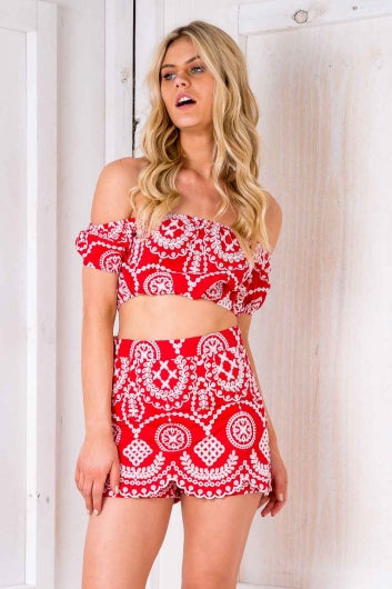 color-red-embroidery