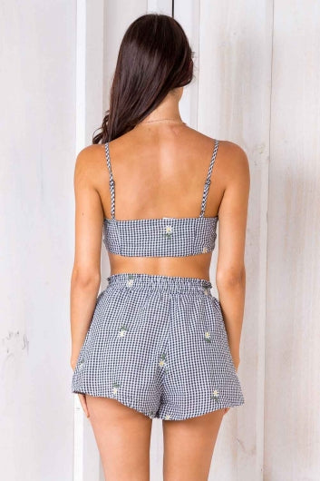 color-black/-white-chequered