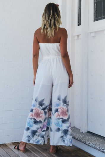 color-white-floral-print