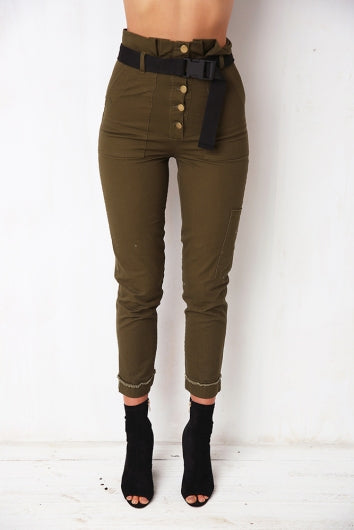 color-khaki